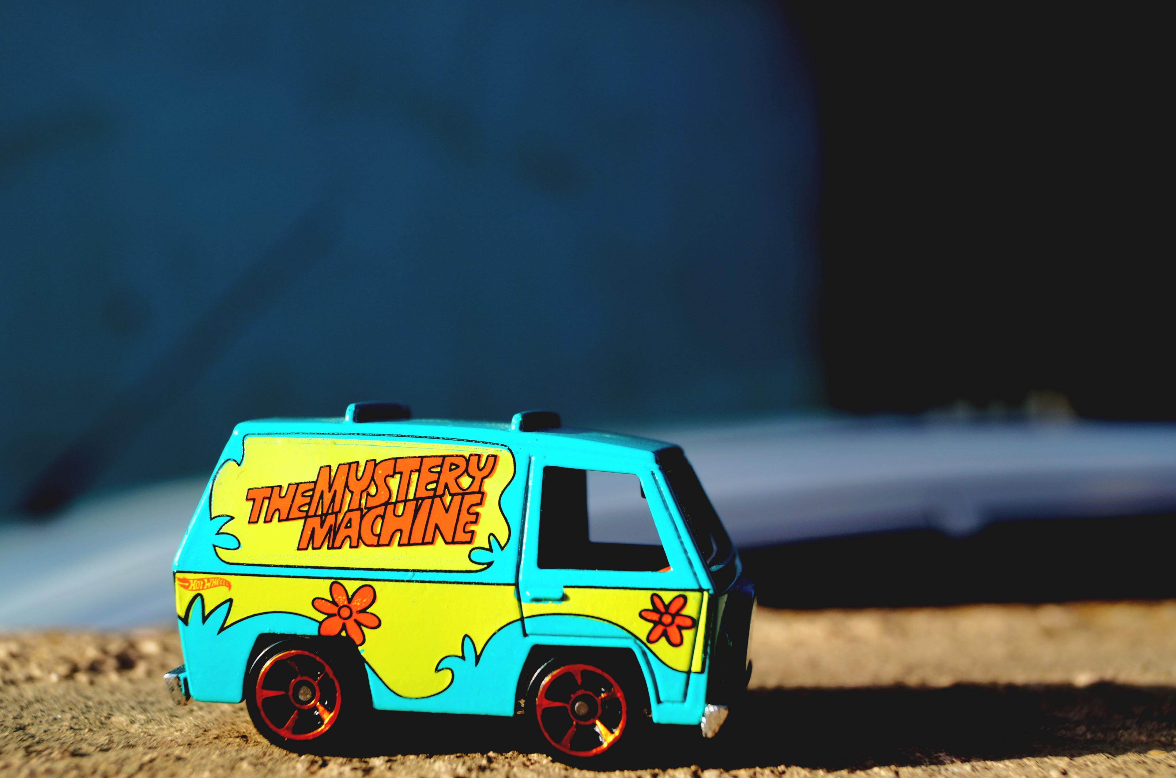 mini Scooby-Doo van