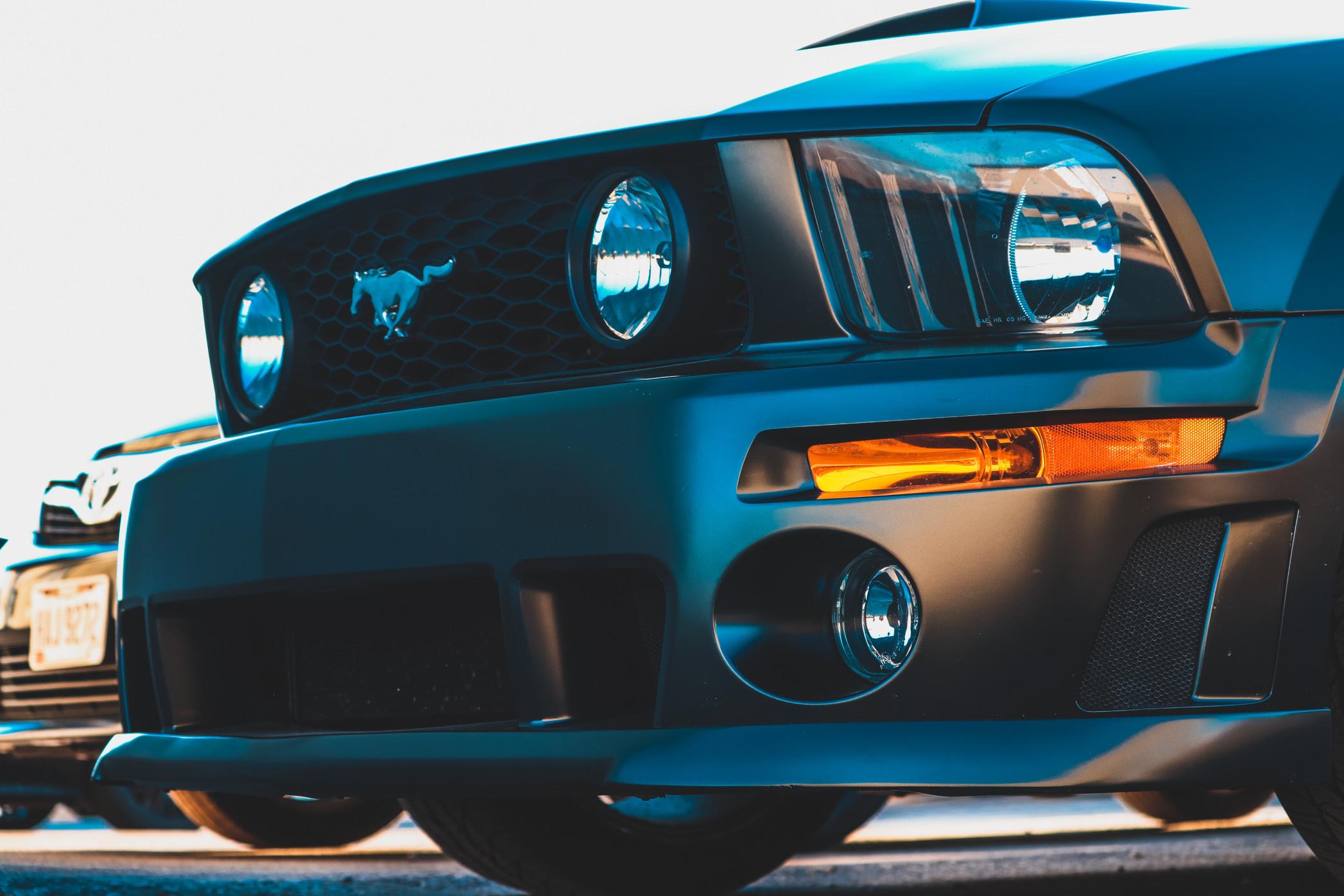 Front of black Ford Mustang