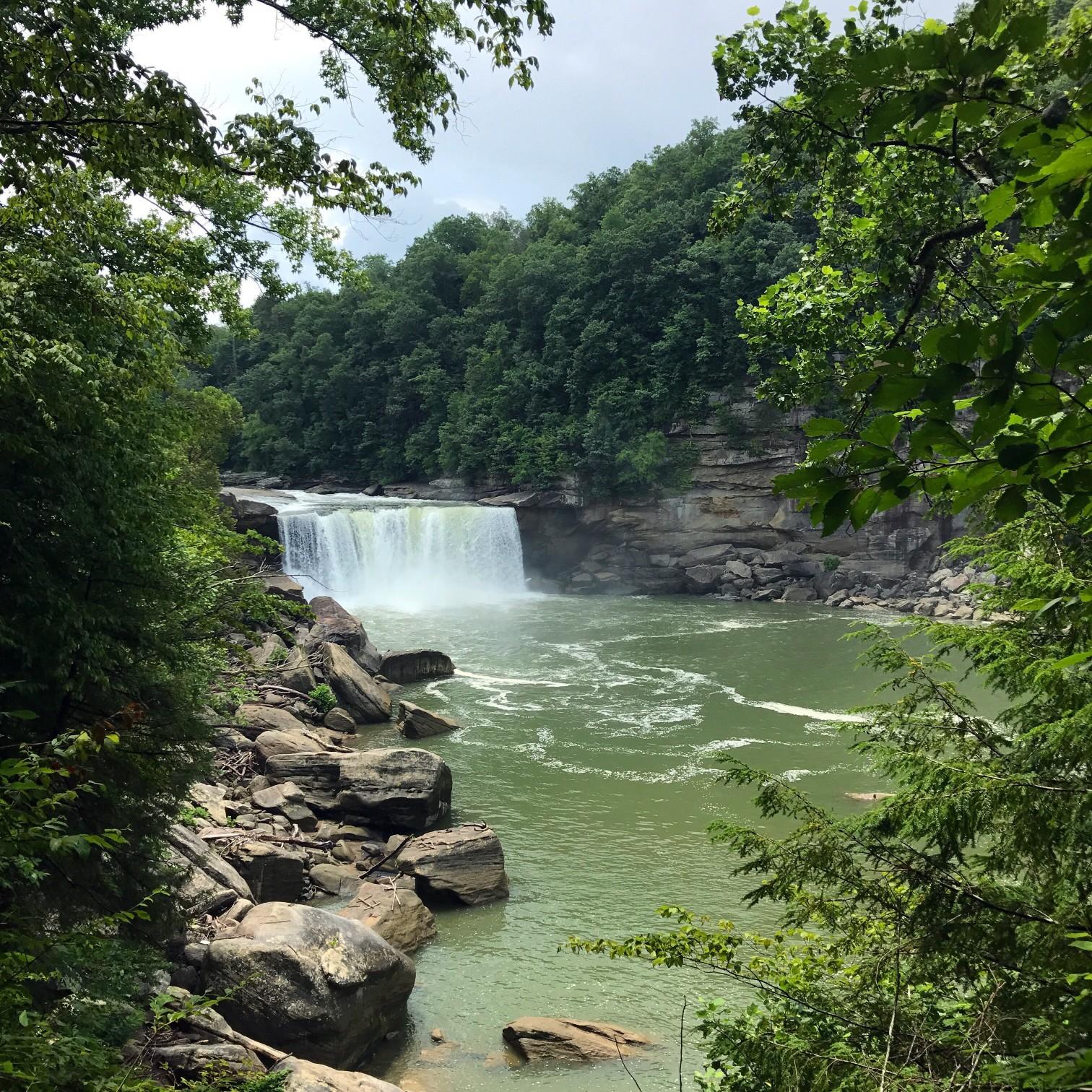 Cumberland River Falls, Barthell, Kentucky