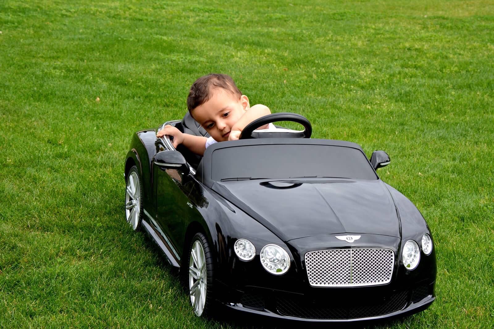 Beep beep is that my baby in a Bentley?