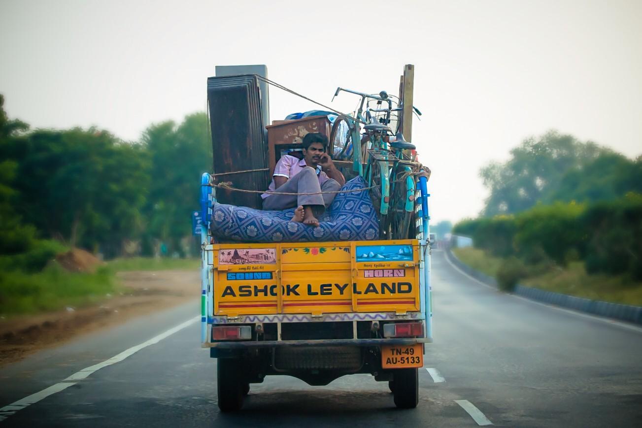 India has plenty of dangerous and deadly roads.